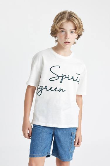 Boy Oversize Fit Crew Neck Embroidered T-Shirt