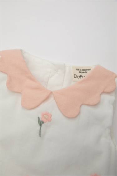 طقم بيبي بناتي بلوزة مطرزة وكلوت كتان قصة عادية - قطعتين