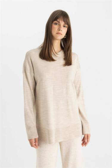 Regular Fit Bisiklet Yaka Yırtmaçlı Basic Düz Triko Kazak Tunik