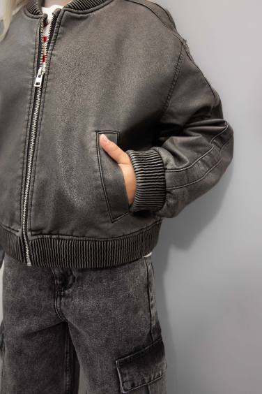 جاكيت بومبر بناتي جلد صناعي وتر برووف