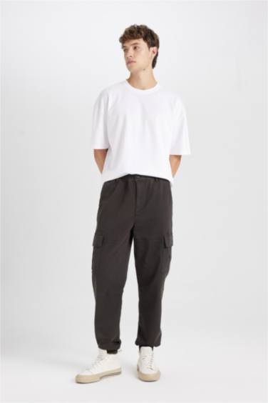 Regular Fit Jogger Cargo Pants