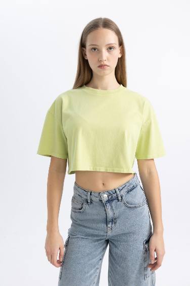 Short Sleeve Crop T-Shirt
