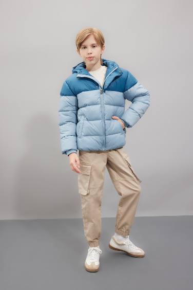 Erkek Çocuk Su Geçirmez Kapüşonlu Fermuarlı Cepli Polar Astarlı Şişme Mont