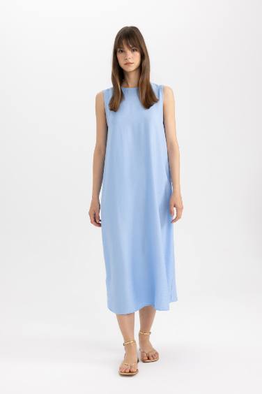 Regular Fit Crew Neck Sleeveless Maxi Dress