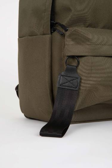 شنطة ظهر للجنسين