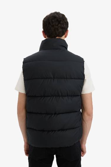 Su İtici Slim Fit Dar Kesim Dik Yaka Astarlı Fermuarlı Cepli Mevsimlik Baharlık Şişme Yelek