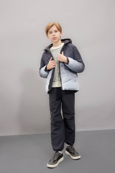 Erkek Çocuk Su Geçirmez Çift Taraflı Kapüşonlu Şişme Mont