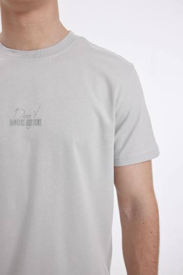 Slim Fit Crew Neck Printed T-Shirt