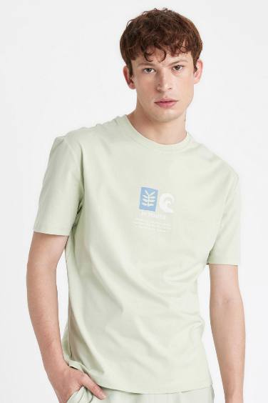 Regular Fit Crew Neck Printed T-Shirt