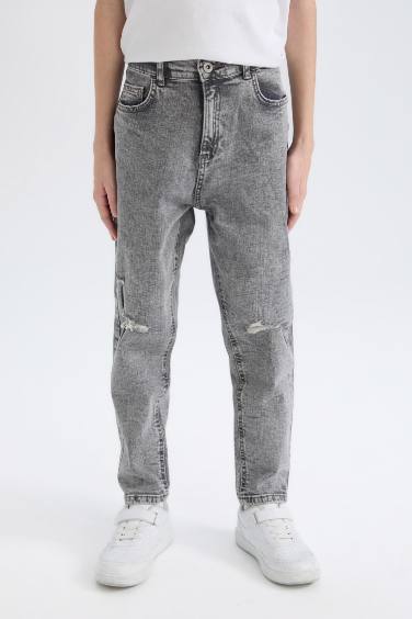 Erkek Çocuk Balloon Fit Yırtık Detaylı Düz Paça Jean Pantolon