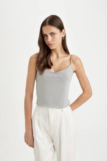 Fitted U-Neck Strappy Tank Top