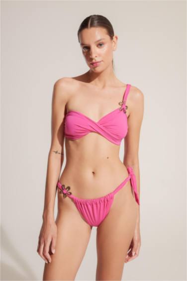 بكيني توب قصة عادية بكتف واحد من Ayje x DeFacto