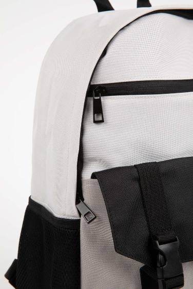 جنطة مدرسة للجنسين