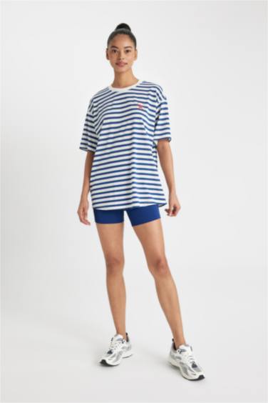 ليجن بايكر قصير رياضي من DeFactoFit