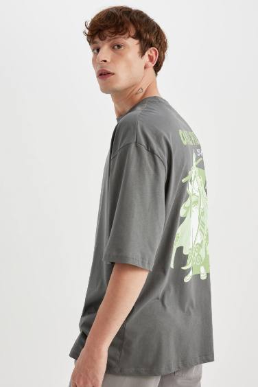 One Piece Loose Fit Crew Neck Printed T-Shirt