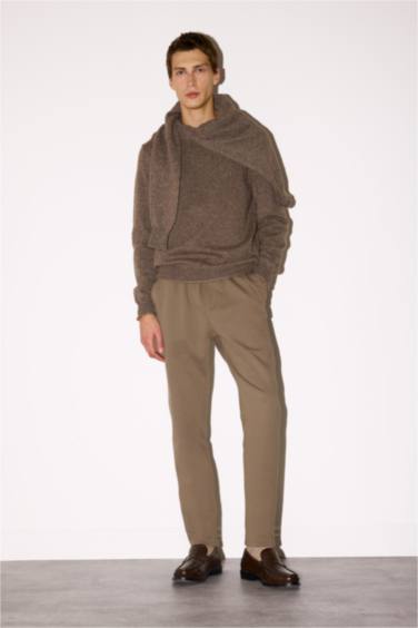 Regular Fit Super Skinny Hem Trousers