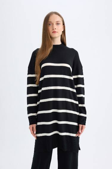 Regular Fit Crew Neck Tunic