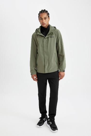 DeFactoFit Su İtici Regular Fit Polar Kapüşonlu Fermuarlı Yağmurluk