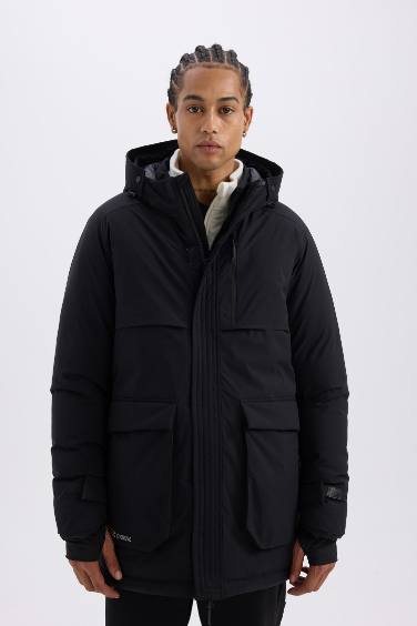 DeFactoFit Su İtici Regular Fit Kapüşonlu Rüzgar Geçirmez Parka Mont