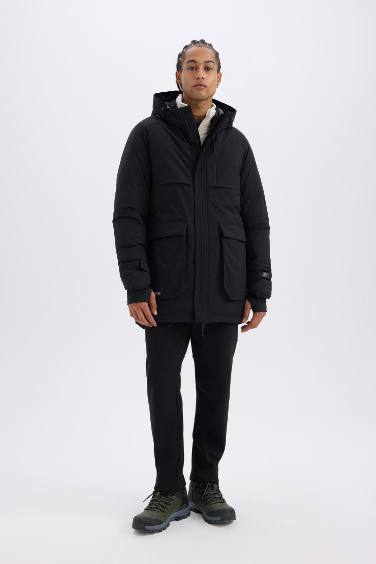 DeFactoFit Su İtici Regular Fit Kapüşonlu Rüzgar Geçirmez Parka Mont