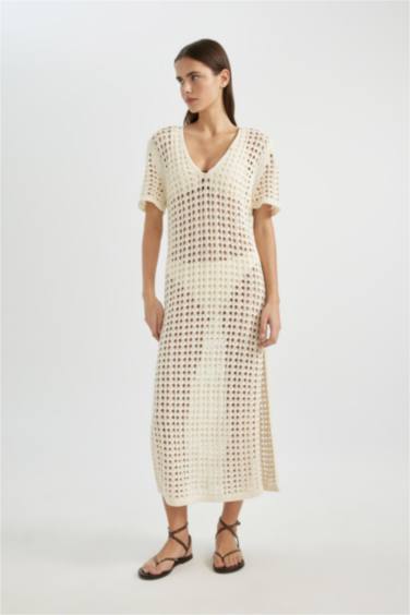 Fall in Love V-Neck Short Sleeve Knitted Knitted Beach Dress