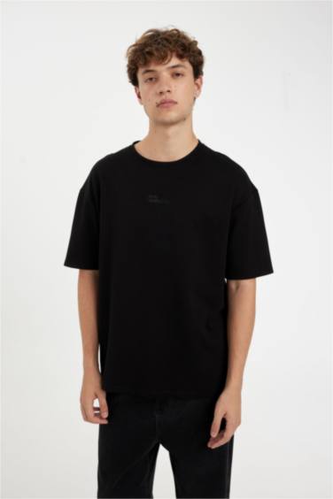 дөңгелек жаға минималл Қысқа жеңді футболка