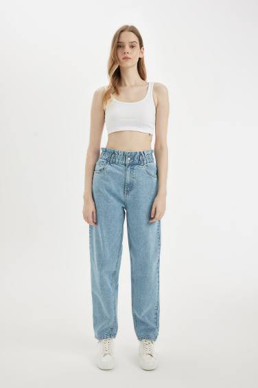 Jean paperbag taille haute à jambes courtes à effet délavé