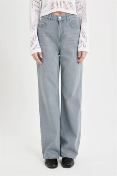 بنطرون جينز وايد ليج برجل واسع بخصر عالي وتأثير باهت