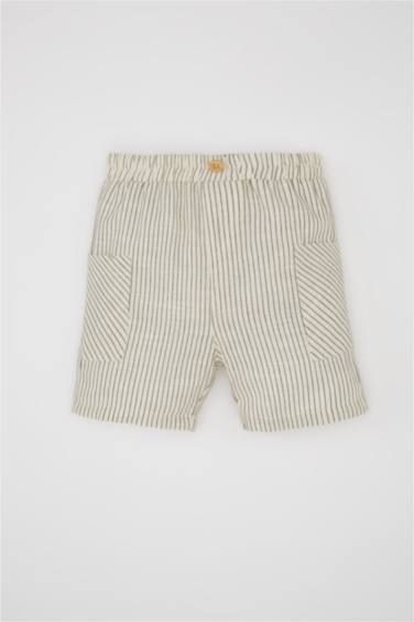 طقم ولادي تيشيرت وشورت بطبعة شعار - قطعتين