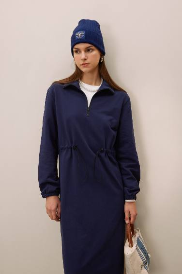 فستان كم طويل قماش رقيق قصة عادية