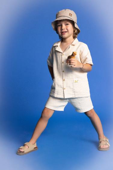 Ensemble de Chemise à Manches Courtes Gaufrées et Short pour Bébé Garçon