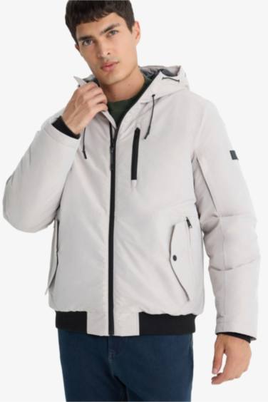 جاكيت بامب قصة عادية بكابيشون