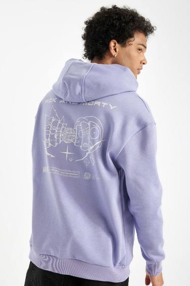 Rick and Morty Boxy Fit Kapüşonlu Sırt Baskılı Sweatshirt