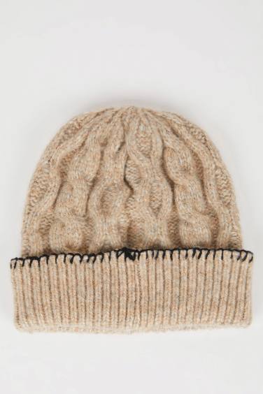 Шапка для женщин