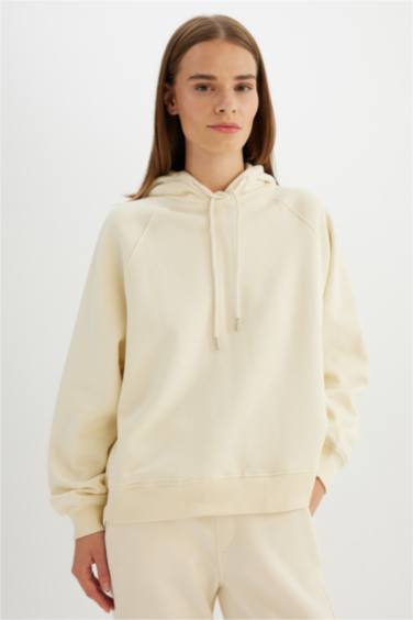 Свитшот оверсайз из плотной ткани с капюшоном