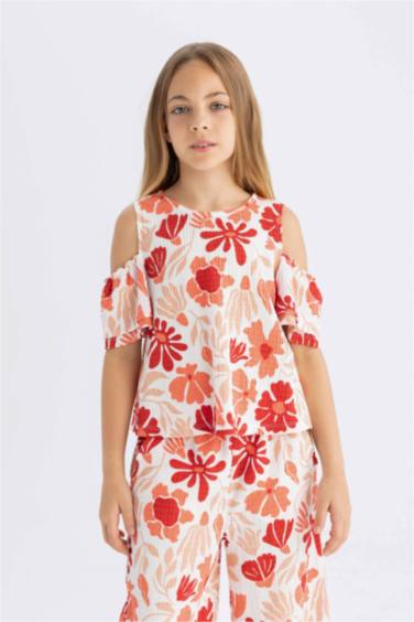 Girl Regular Fit Crew Neck Wrinkled T-Shirt