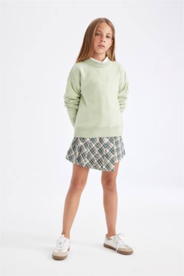 Girl Standard Fit Crew Neck Basic Knitted Pullover