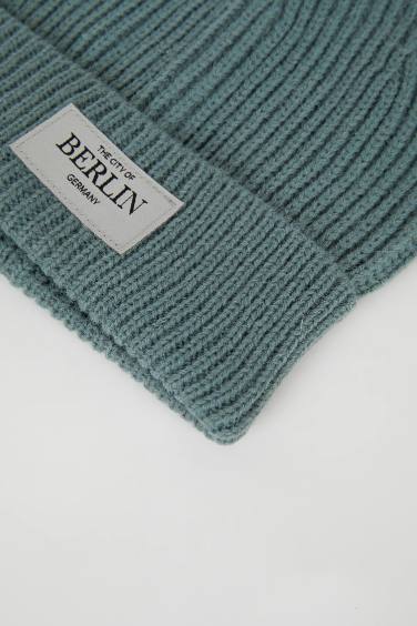 Woman City Themed Woven Labeled Beanie