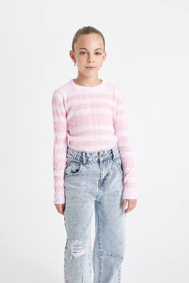 Girl Standard Fit Crew Neck Pullover