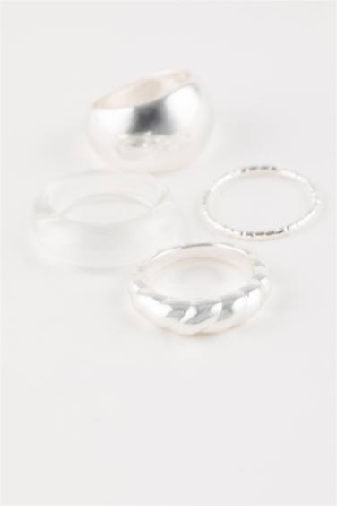 Woman 4 Piece Silver Rings