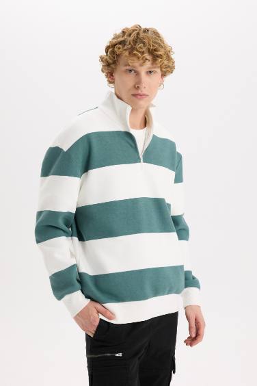 Boxy Fit Striped Long Sleeve Sweatshirt