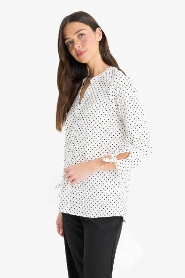 ұзын бұлшықет пішімі басып шығарылған Ұзын жеңді көйлек