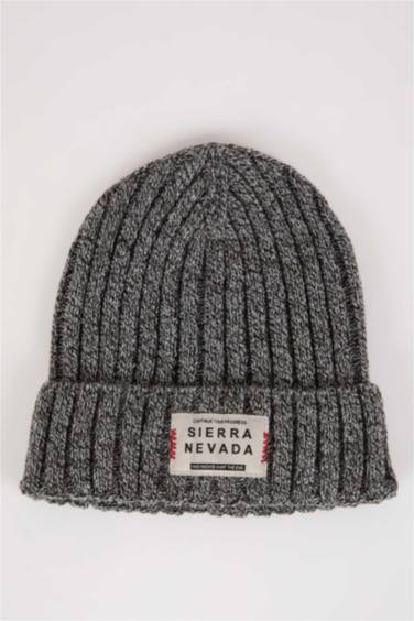 Erkek Etiket Baskılı Bere