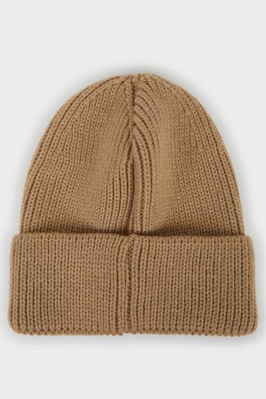 Bonnet à étiquette tissée pour homme