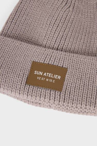 Erkek Dokuma Etiketli Bere