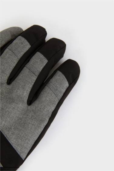 Ерлерге Қолғап