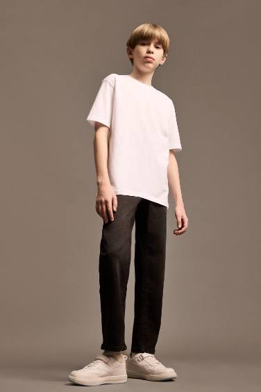 Boy Straight Fit Jeans