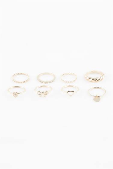 Woman 9 Piece Gold Rings