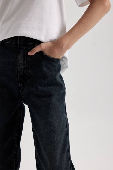 Erkek Çocuk Straight Fit Düz Paça Cepli Jean Pantolon