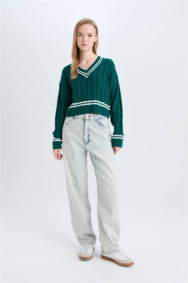 Coool Regular Fit V Yaka Saç Örgülü Çizgili Triko Kazak